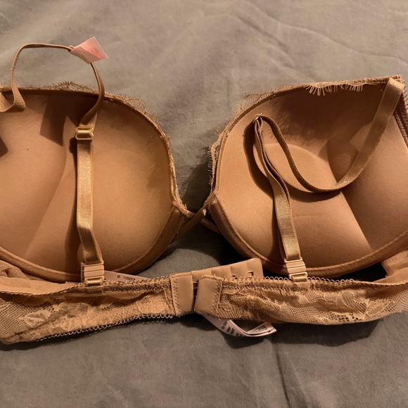 Victoria's Secret Lace Tan Bra PUSH UP - Picture 4 of 5